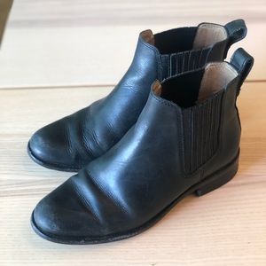 Madewell leather Chelsea boots